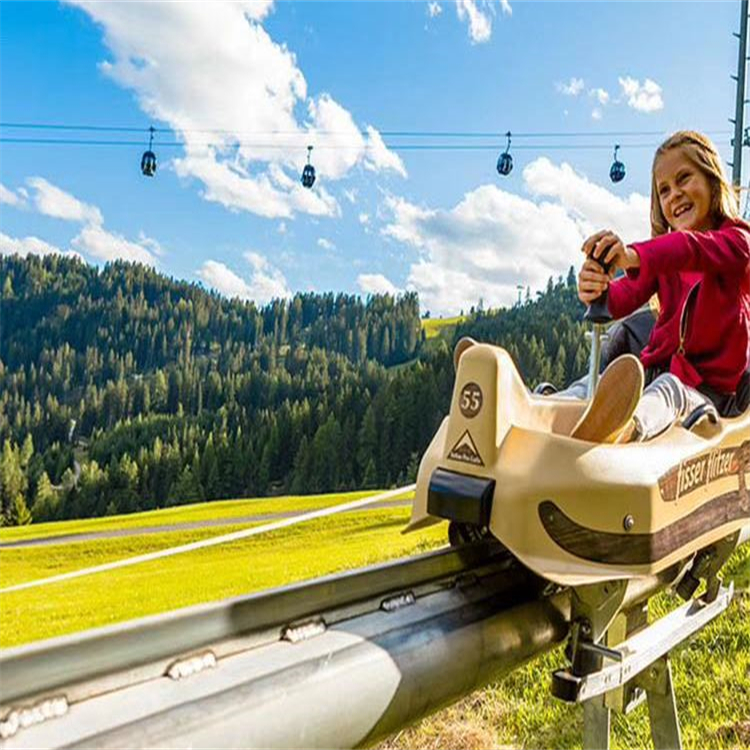 国产网红无动力设备 单轨滑车 游乐园景区 观光游览 运输乘客
