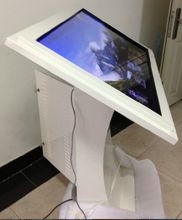 触摸广告机认准触摸一体机，高端正品，品牌热销