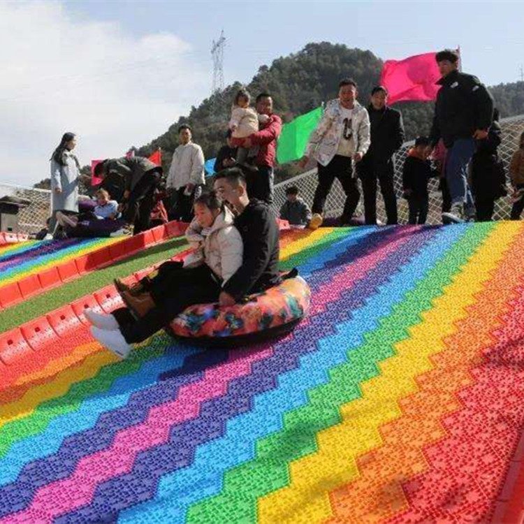 无动力彩虹滑道 网红游乐设备 多人游玩项目 户外大型旱雪滑道