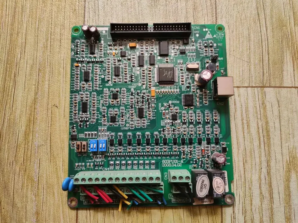 E82MV752-4B151变频器