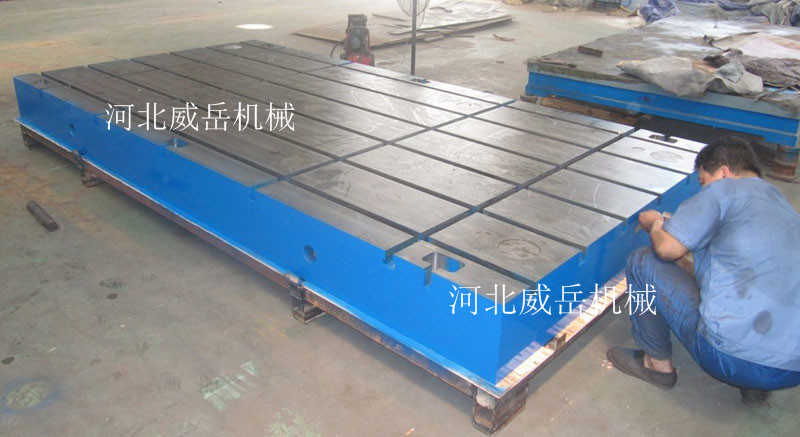 江苏铸铁平台按图加工九折起 标准铸铁试验平台有螺栓孔