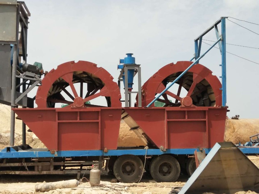 轮式洗砂机在相同处理能力设备使用方便结构建凑处理能大
