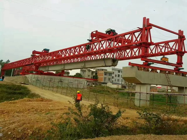 湖南邵阳架桥机出租50m200t架桥机承接架梁工程